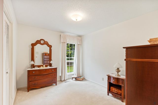 5956 Crestview Drive, Hixson, TN 37343