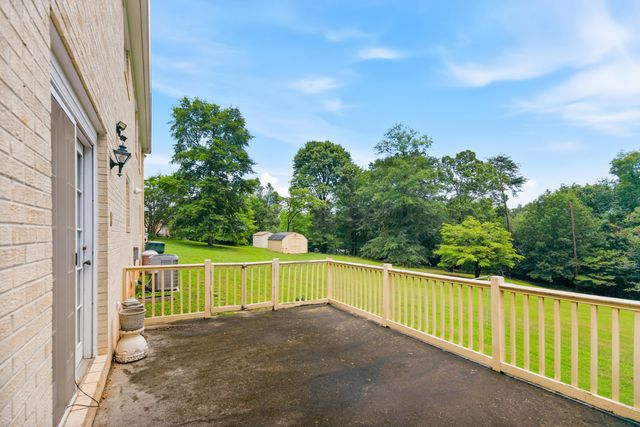 5956 Crestview Drive, Hixson, TN 37343