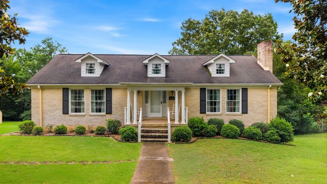 5956 Crestview Drive, Hixson, TN 37343