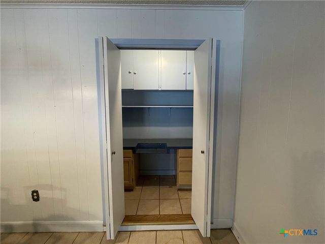 1304 W Avenue B, Lampasas, TX 76550