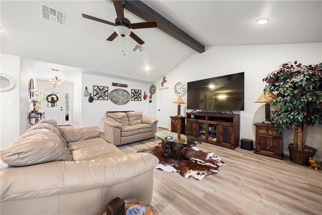 9227 BAKER ROAD, Papalote, TX 78387