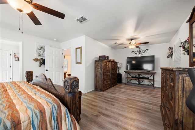 9227 BAKER ROAD, Papalote, TX 78387