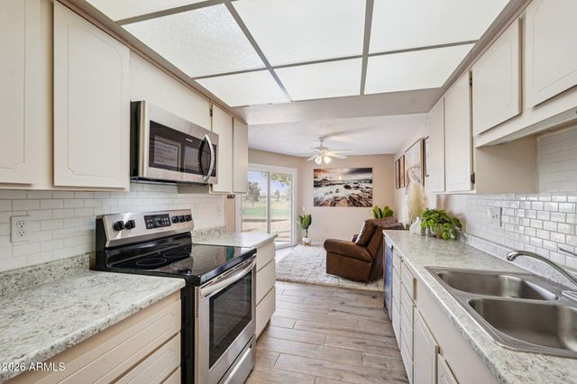 19874 N STAR RIDGE Drive, Sun City West, AZ 85375