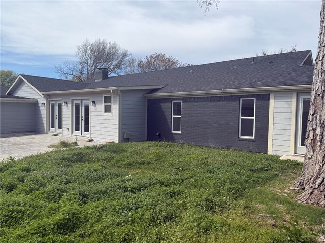 2517 Canterbury Court, Carrollton, TX 75006