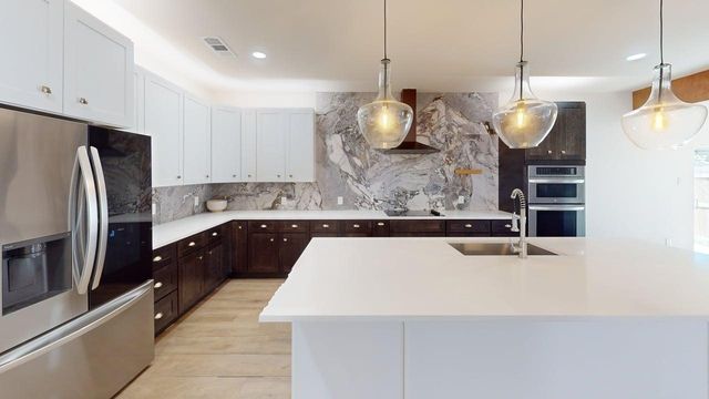 2517 Canterbury Court, Carrollton, TX 75006