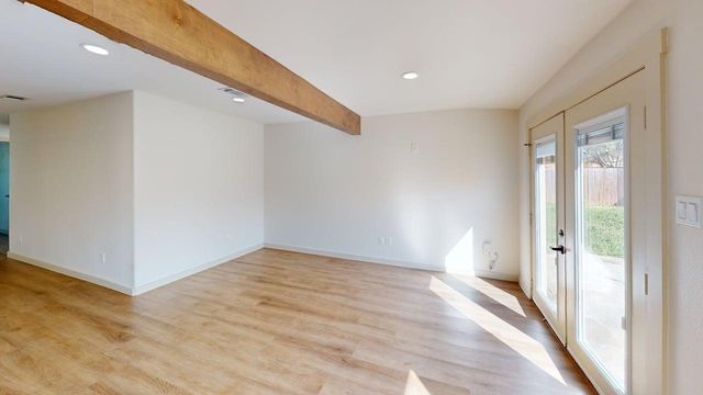 2517 Canterbury Court, Carrollton, TX 75006