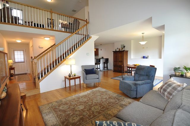 0S077 Kerry Court, Winfield, IL 60190