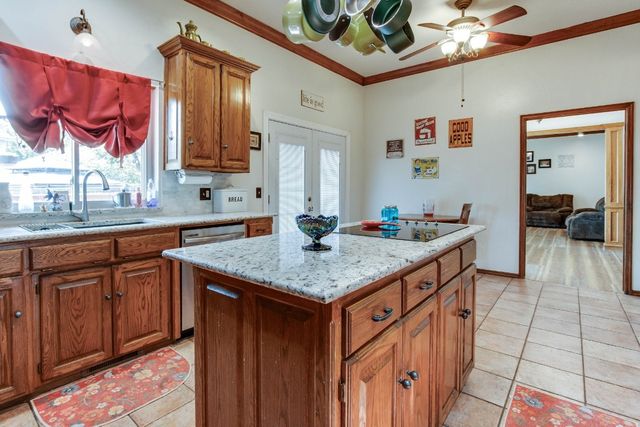 1408 Carlton, Edmond, OK 73034