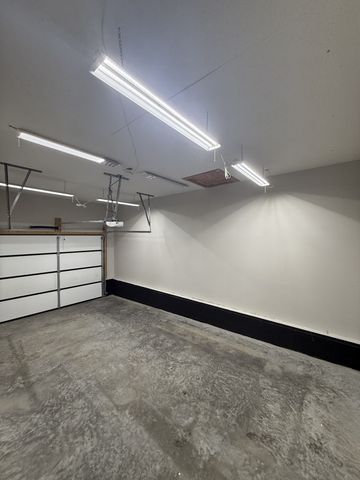 1905 Timberline Cir, Oak Grove, KY 42262