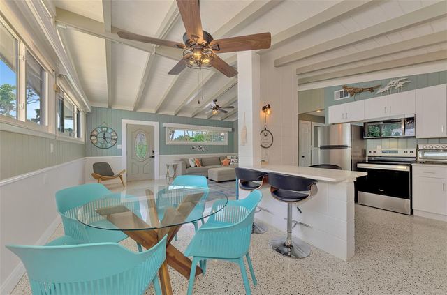 4626 GLEASON AVENUE, Sarasota, FL 34242