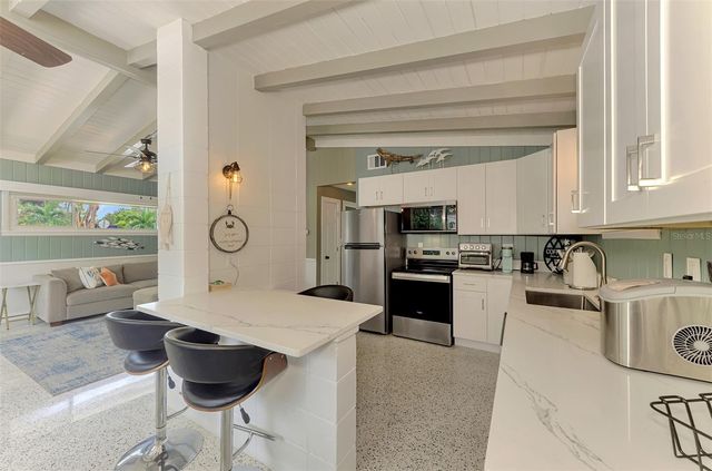 4626 GLEASON AVENUE, Sarasota, FL 34242