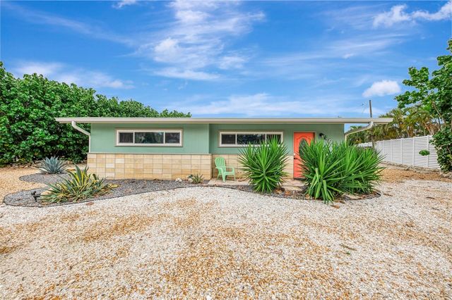 4626 GLEASON AVENUE, Sarasota, FL 34242