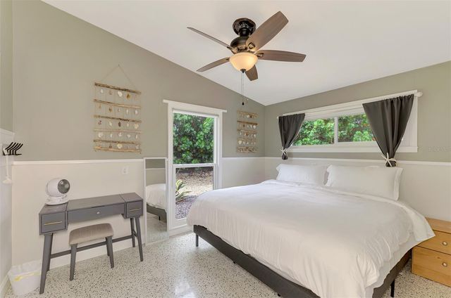 4626 GLEASON AVENUE, Sarasota, FL 34242