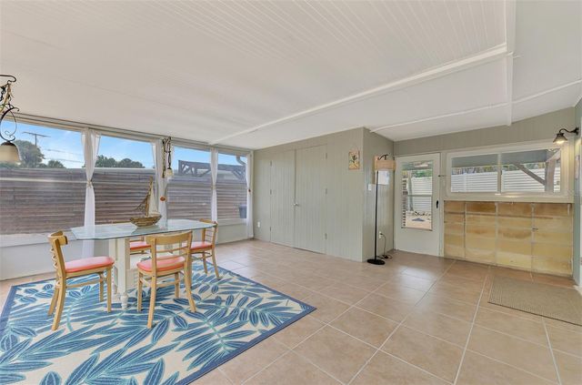 4626 GLEASON AVENUE, Sarasota, FL 34242