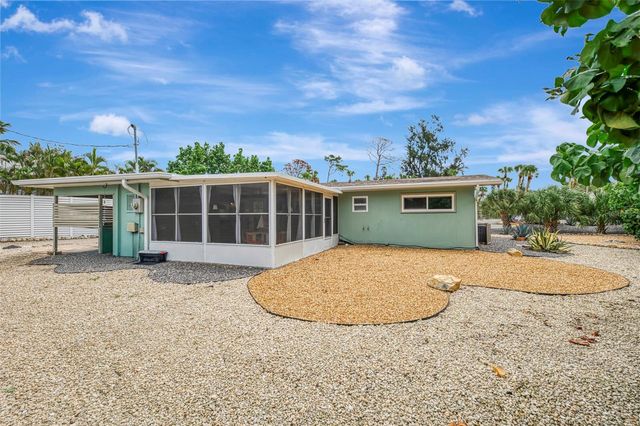 4626 GLEASON AVENUE, Sarasota, FL 34242