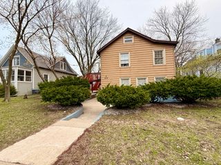 414 South Boulevard 1R, Evanston, IL 60202