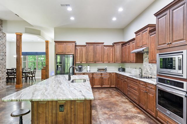 760 SUGAR HILL DR, Moscow, TN 38057