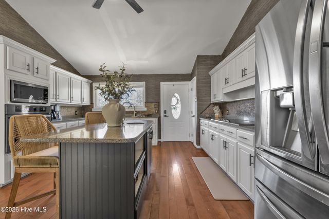 401 S Lake Drive, Thomson, GA 30824