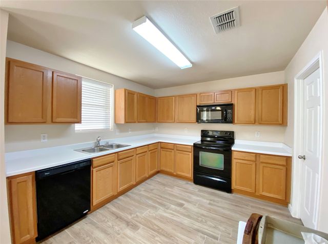 5511 Green Ivy Road, Denton, TX 76210