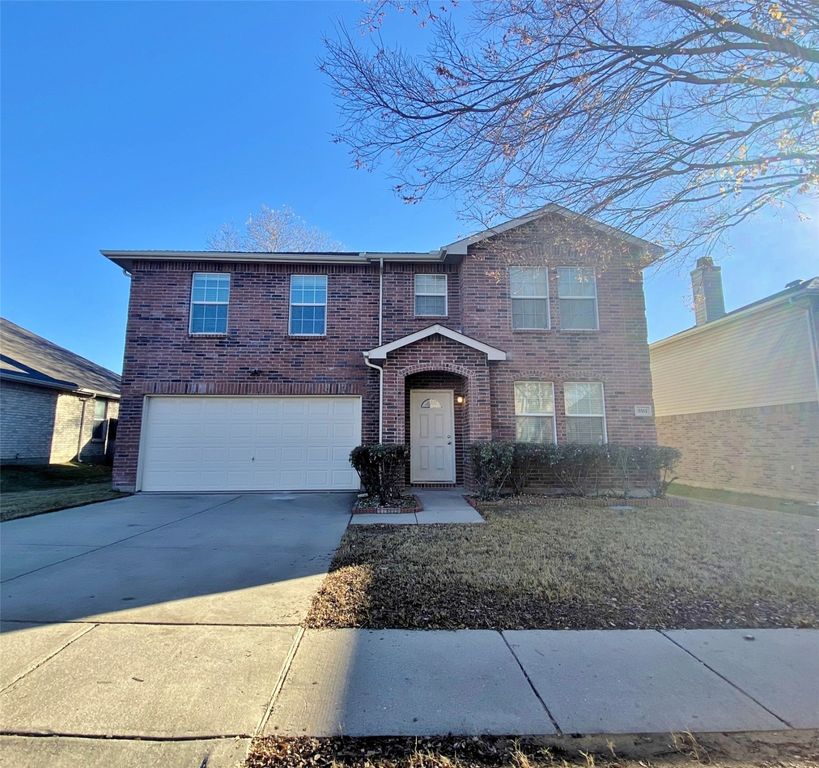 5511 Green Ivy Road, Denton, TX 76210