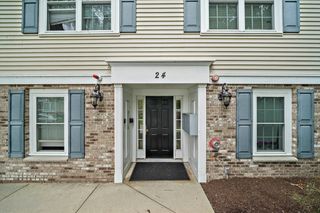 24 Wall St E, Canton, MA 02021