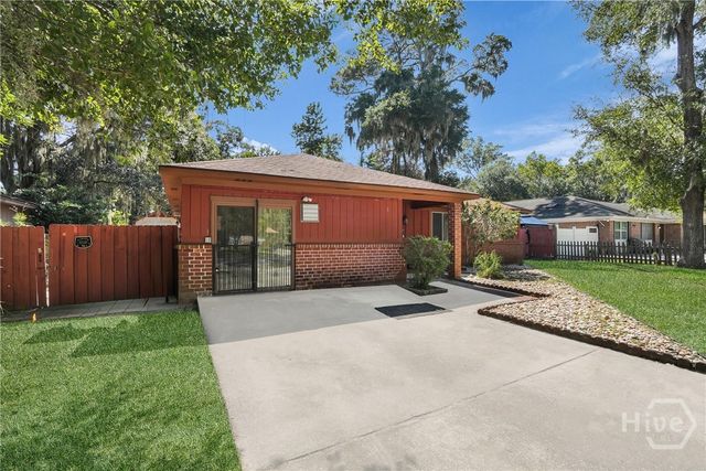 37 E Welwood Drive, Savannah, GA 31419