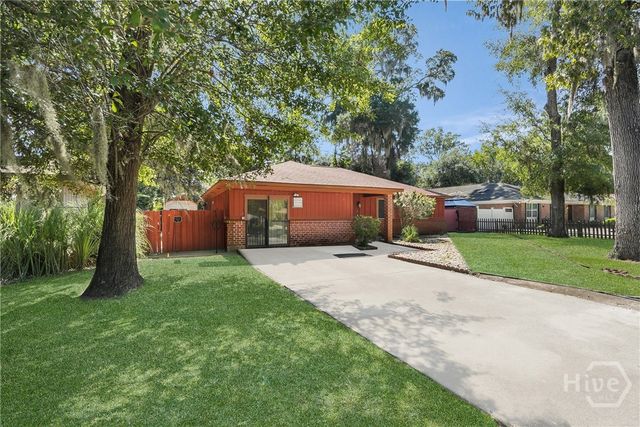 37 E Welwood Drive, Savannah, GA 31419