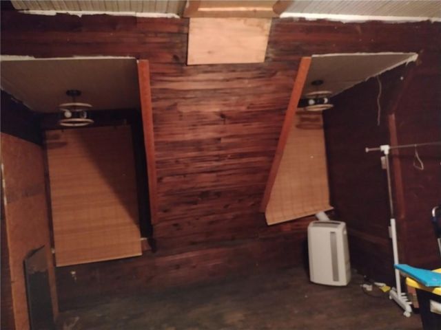 209 Gordon Avenue, Calhoun, GA 30701