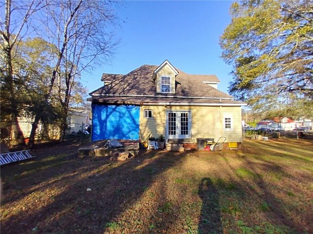 209 Gordon Avenue, Calhoun, GA 30701