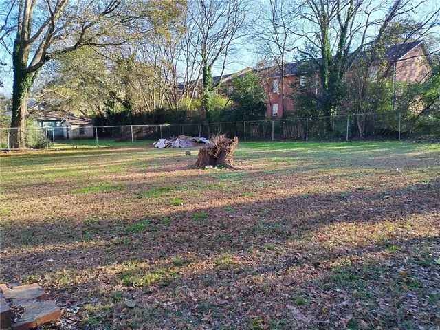 209 Gordon Avenue, Calhoun, GA 30701