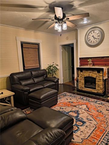 209 Gordon Avenue, Calhoun, GA 30701