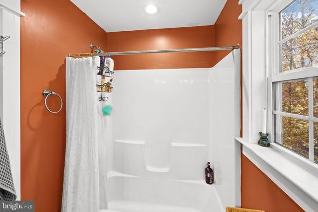 6532 BELMONT RD, Mineral, VA 23117