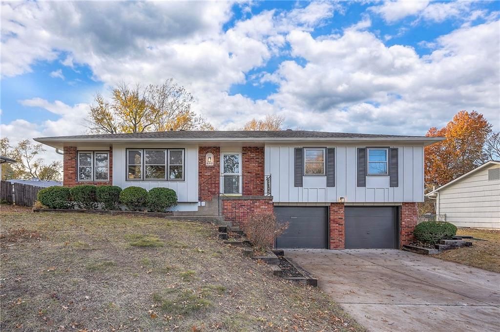 8312 Ditzler Avenue, Raytown, MO 64138