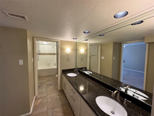 10220 Memorial Drive L155, Houston, TX 77024