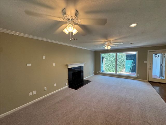 10220 Memorial Drive L155, Houston, TX 77024