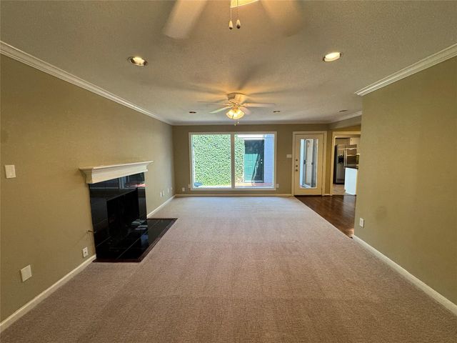 10220 Memorial Drive L155, Houston, TX 77024