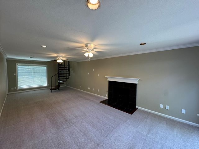 10220 Memorial Drive L155, Houston, TX 77024