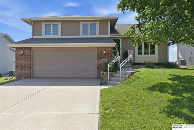 12420 S 218th Avenue, Gretna, NE 68028