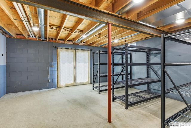 12420 S 218th Avenue, Gretna, NE 68028