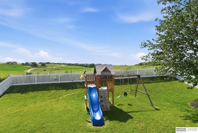 12420 S 218th Avenue, Gretna, NE 68028