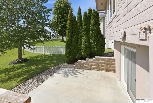 12420 S 218th Avenue, Gretna, NE 68028