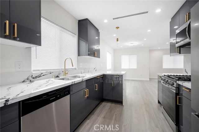 7740 Case Avenue, Sun Valley (los Angeles), CA 91352