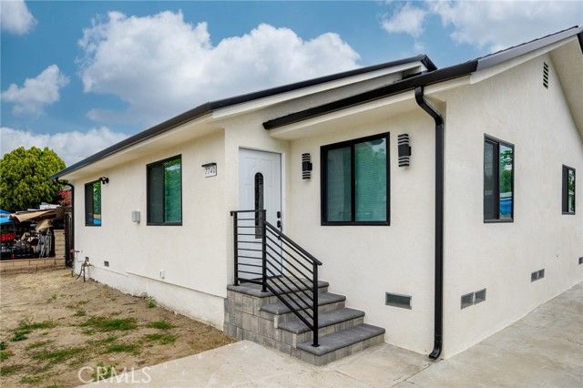 7740 Case Avenue, Sun Valley (los Angeles), CA 91352