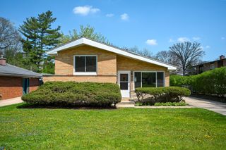 507 N Kenilworth Avenue, Glen Ellyn, IL 60137
