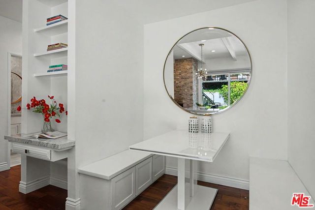 2411 Benedict Canyon Drive, Beverly Hills, CA 90210