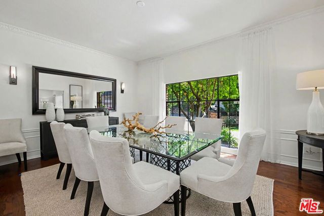 2411 Benedict Canyon Drive, Beverly Hills, CA 90210