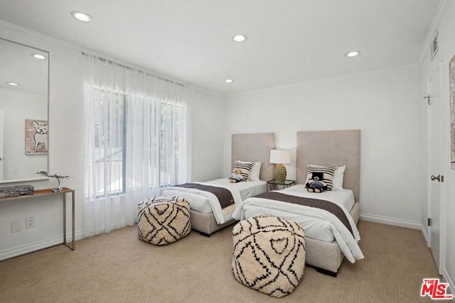 2411 Benedict Canyon Drive, Beverly Hills, CA 90210