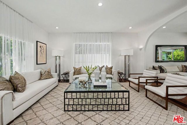 2411 Benedict Canyon Drive, Beverly Hills, CA 90210