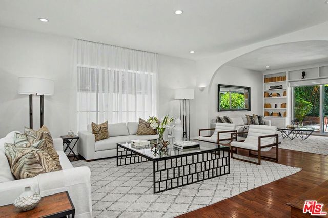 2411 Benedict Canyon Drive, Beverly Hills, CA 90210