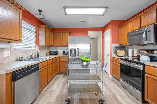 5318 Whistle Stop DR, Temple, TX 76502